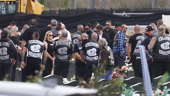 People attending the funeral of former bikie Erkan Keskin at Rookwood Cemetery in March.