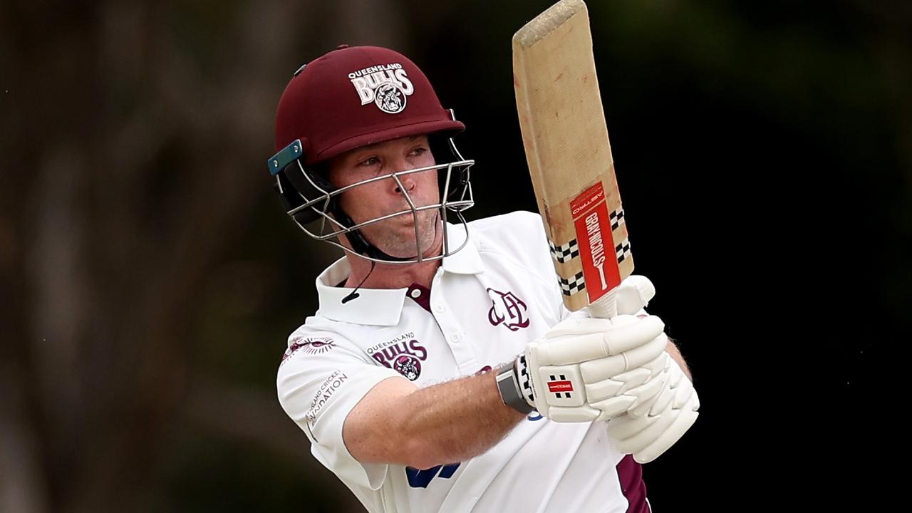 Jimmy Peirson was unbeaten at stumps on Day 3 with 51 in a crucial partnership with Michael Neser for Queensland against NSW. Picture: Matt King / Getty Images