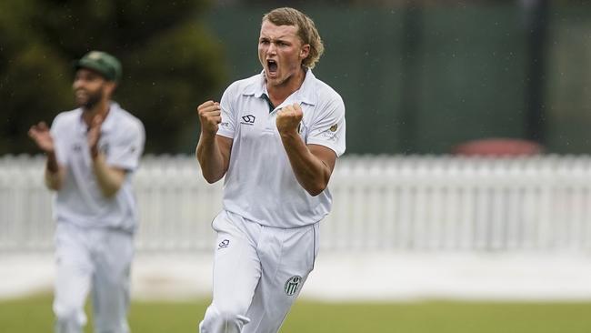 Zac Orr celebrates a wicket. Picture: Valeriu Campan