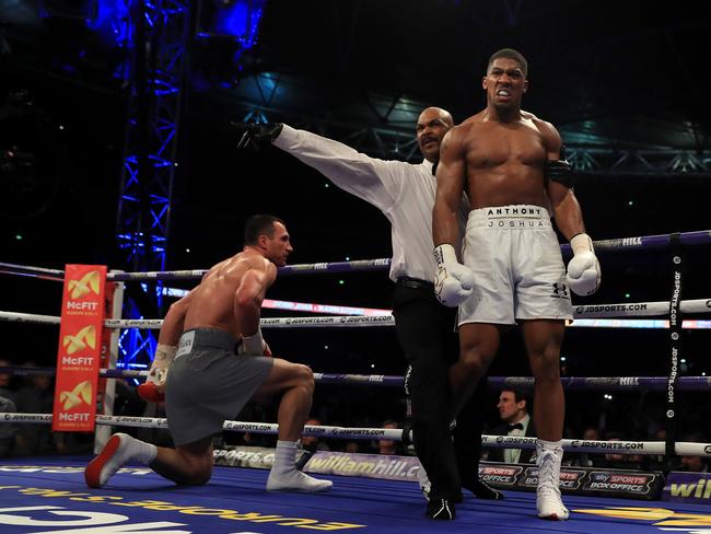 Anthony Joshua vs Wladimir Klitschko: Champ’s stunning mid-fight ...