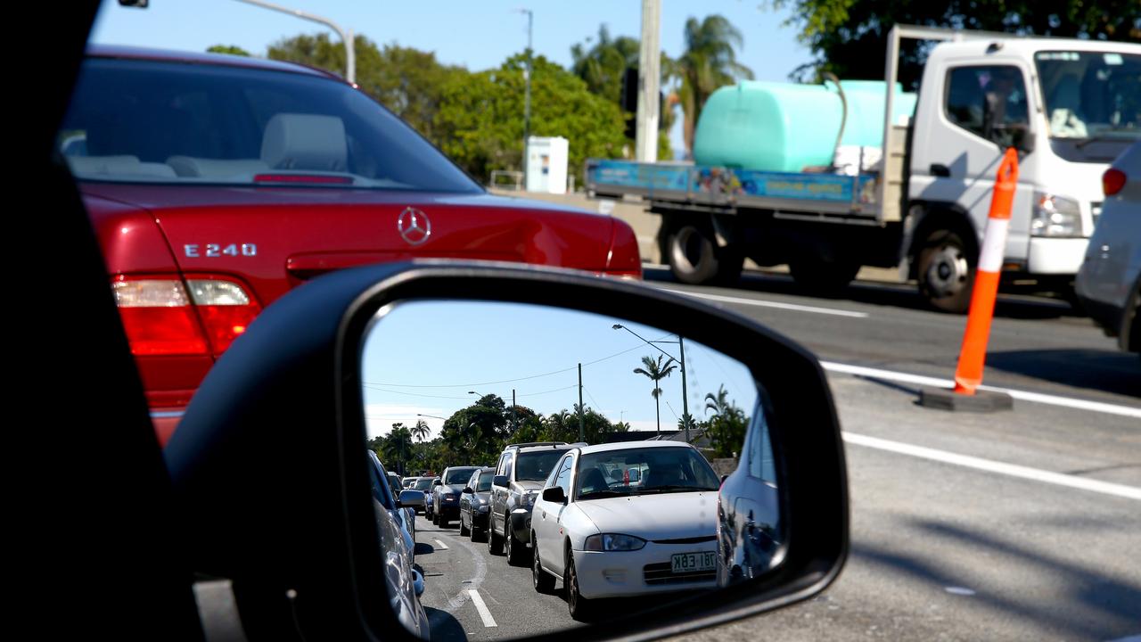 Crash on Riverway Drive at Condon causes delays | Townsville Bulletin