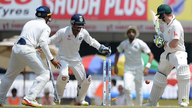 Steve Smith is bowled by Jadeja.