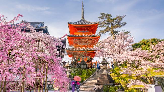 ESCAPE DEALS MARCH 31 2024 See Japan in full bloom during the cherryblossom season with Inspiring Vacations [image: Inspiring vacations_See Japan’s famous sights drenched in petals.Kiyomizu-dera Temple and cherry blossom season (Sakura) spring time in Kyoto, Japan