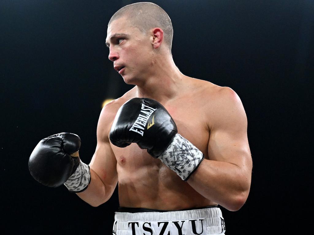 Nikita Tsyzu against Koen Mazoudier in August. Pictures: No Limit Boxing/Gregg Porteous