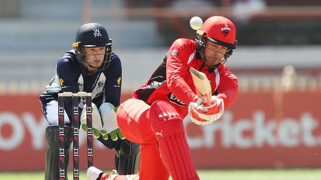 South Australian young gun Alex Carey has one eye on the Test wicketkeeping role.