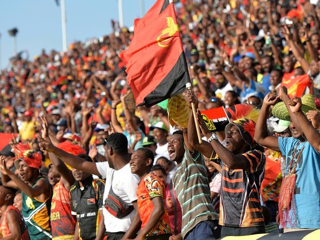 PORT MORESBY, PAPUA NEW GUINEA - NOVEMBER 05: Papua New Guinean fans show their support during the 2017 Rugby League World Cup match between Papua New Guinea Kumuls and Ireland on November 5, 2017 in Port Moresby, Papua New Guinea. (Photo by Bradley Kanaris/Getty Images)