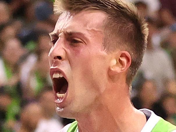 MELBOURNE, AUSTRALIA - JANUARY 25: Joe Wieskamp of the Phoenix celebrates during the round 18 NBL match between South East Melbourne Phoenix and Tasmania Jackjumpers at State Basketball Centre, on January 25, 2025, in Melbourne, Australia. (Photo by Kelly Defina/Getty Images)