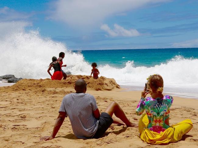 Beyonce, Jay-Z and Blue Ivy in Hawaii.