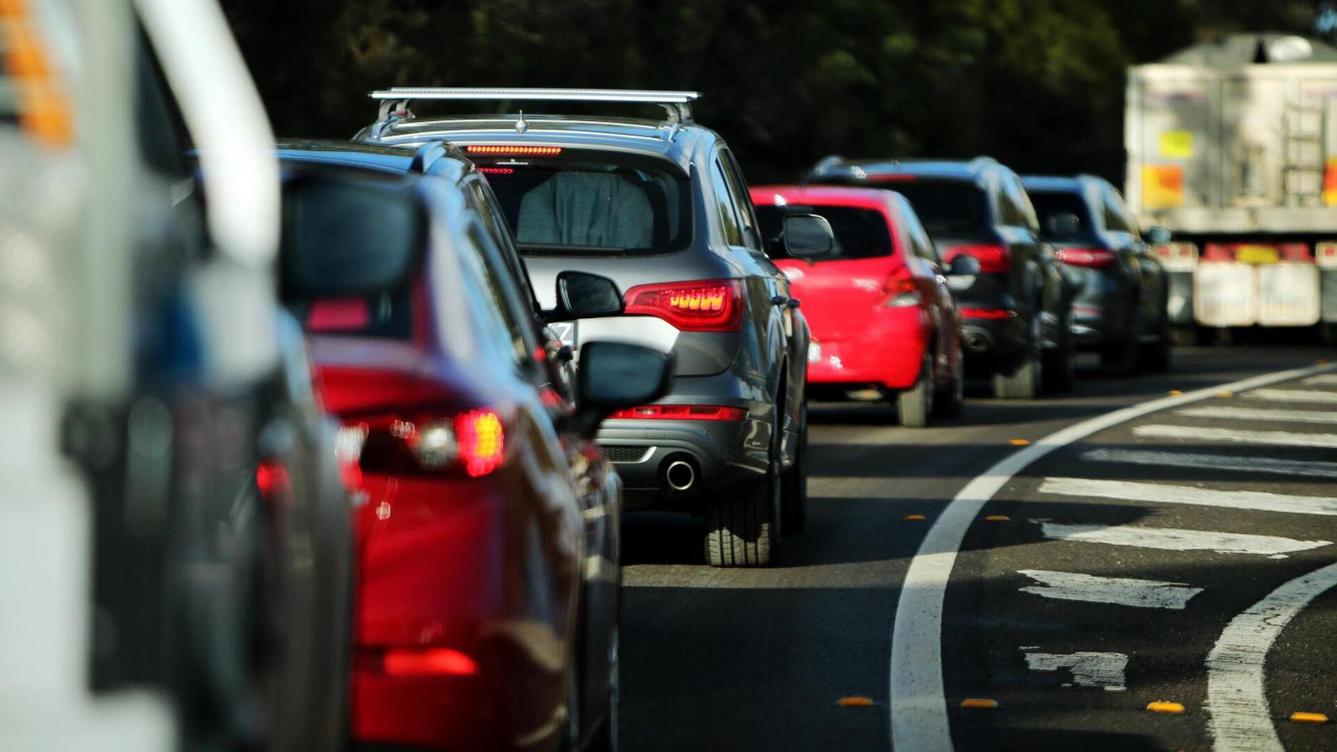 Heavy traffic as metal debris spills on M1, damaging dozens of vehicles