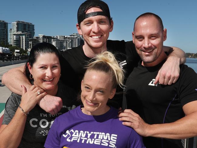 Bec Giles ph 0401476845 (blue top), Matt Sturgeon , Chris Paige and Kim Ainslie from Hamilton to run the Bridge to Brisbane. Pic Annette Dew