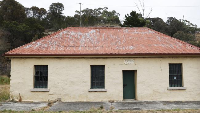 The historic building near the current bridge where Margaret once lived. Margaret McMaster 98 of New Norfolk can remember walking to school on the old Bridgewater Bridge as a child which was the bridge before the current one in use. Picture: Nikki Davis-Jones