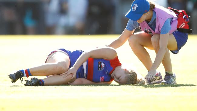 Daria Bannister tore her ACL in Round 1. Picture: Getty