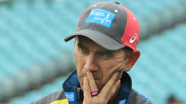 SYDNEY, AUSTRALIA - JANUARY 07: Head Coach of Australia, Justin Langer looks on after  India's 2-1 series win on day five of the Fourth Test match in the series between Australia and India at Sydney Cricket Ground on January 07, 2019 in Sydney.(Photo by Mark Evans/Getty Images)