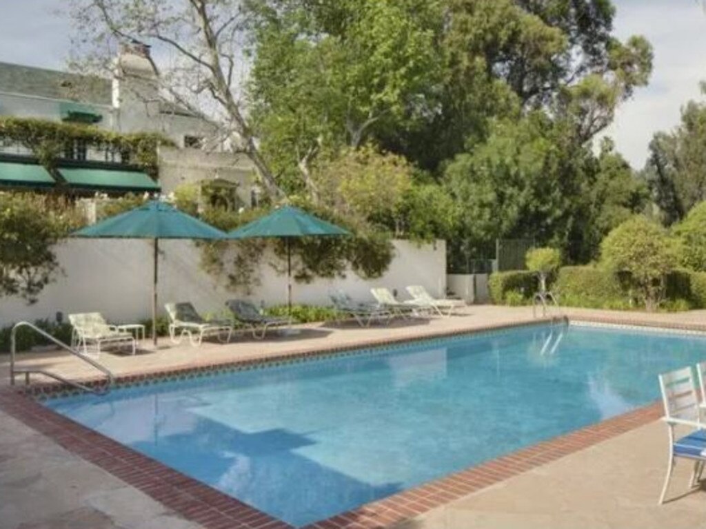 The pool at Taylors Swift’s incredible Goldwyn mansion. Picture: TopTenRealEstateDeals