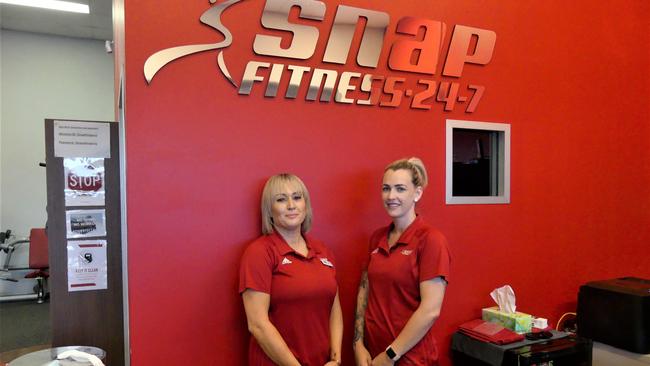 Andrea Keeves and Bianca Bauer from Snap Fitness Kingaroy are encouraging locals to head over for a free session between October 10-17. Photo/Holly Cormack.