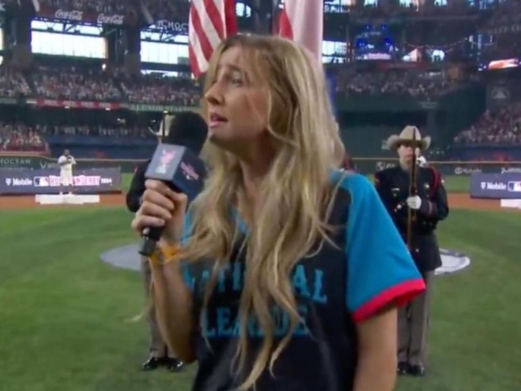 Ingrid Andress delivered a national anthem to forget.