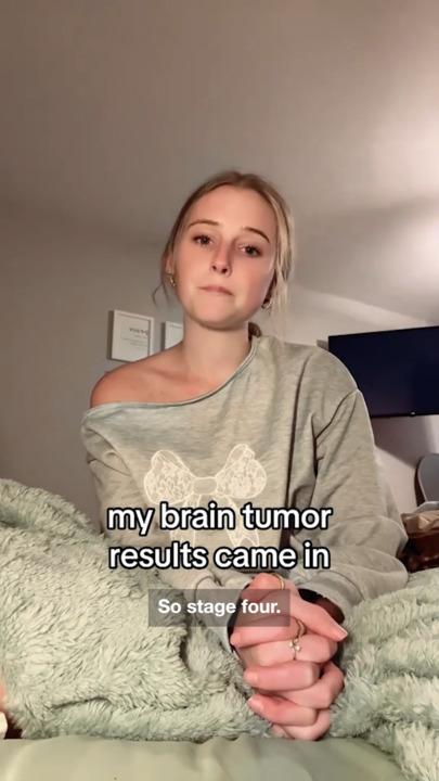 Social media star dies of brain cancer at 19