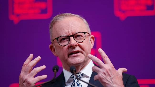 SYDNEY, AUSTRALIA - NewsWire Photos MARCH 13, 2025: Prime Minister Anthony Albanese during his speech at the 2025 Western Sydney Airport City Summit. Picture: NewsWire / Nikki Short