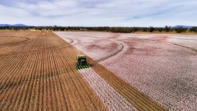 Rural Funds have sold a 50 per cent stake in the 2492ha Mayneland and 4130ha Baamba Plains properties to American-based investment firm The Rohatyn Group, following a $39 million deal.