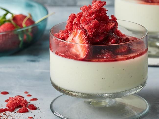 Vanilla yoghurt panna cotta.