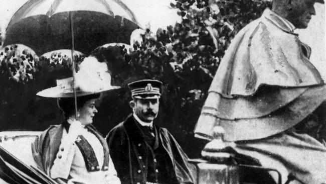 The Archduke Franz Ferdinand and his wife Sophie, Countess Chotek in a carriage. Both were shot by Gavrilo Princip on 28 Jun 1914 in Sarajevo, Bosnia.