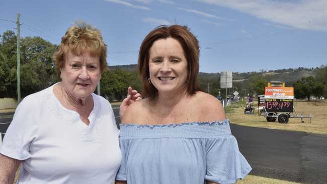 Judy Prenzler and her daughter Robyn Prenzler-Wilson ready to watch the convoy. One of the trucks carried a banner for Errol Prenzler husband and father who died 30 years ago. Lights on the Hill convoy leaves Withcott heading to Gatton. September 2017. Picture: Bev Lacey