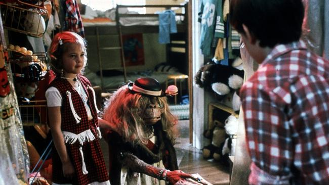 Drew Barrymore and Henry Thomas playing Gertie and Elliott in a scene from film ET: The Extra-Terrestrial.