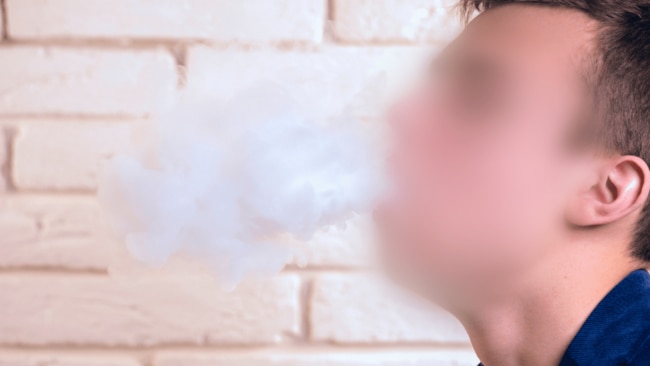 Schools are being urged to crack down on vaping. Source: iStock