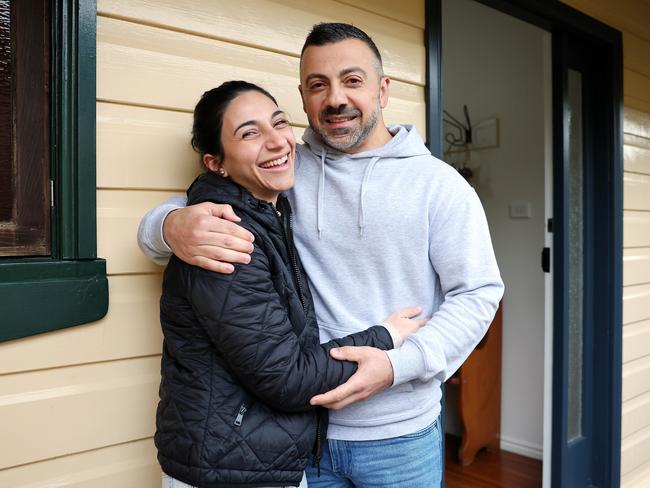 WEEKEND TELEGRAPH. JUNE 15, 2024.Pictured is Natalie and Anthony Raad, who were the winning bidders during an auction at 20A Balaclava Rd, Eastwood. Picture: Tim Hunter.