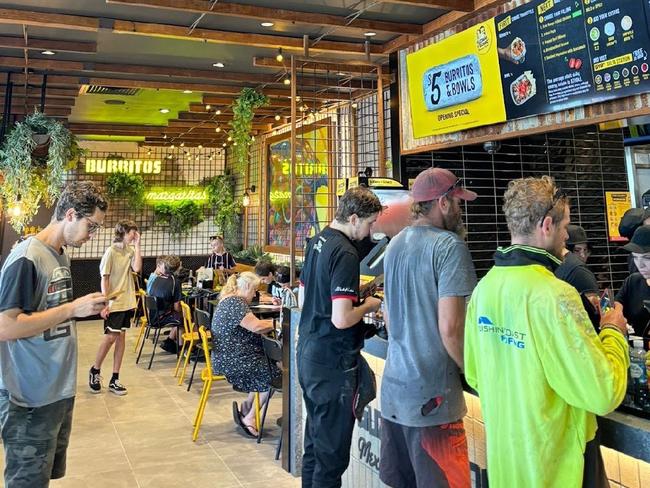 Guzman y Gomez puts on 50 staff, but needs more