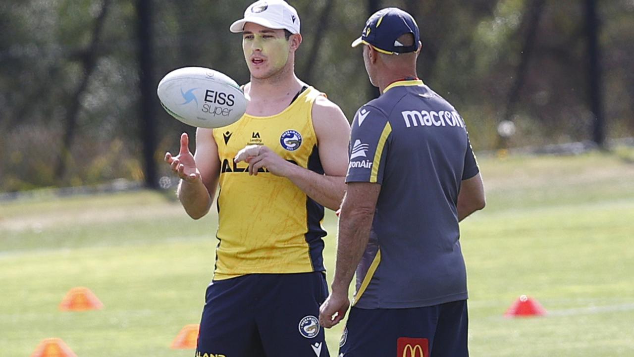 DAILY TELEGRAPH 19TH SEPTEMBER 2022 EMBARGOED FOR DAILY TELEGRAPH DO NOT USE WITHOUT CONTACTING DT PIC DESK. Pictured at the Parramatta Eels train facility at Windsor is Parramatta player Mitchell Moses and Parramatta coach Brad Arthur ahead of the teams departure to North Queensland to face the Cowboys for a place in the 2022 NRL Grand Final. Picture: Richard Dobson