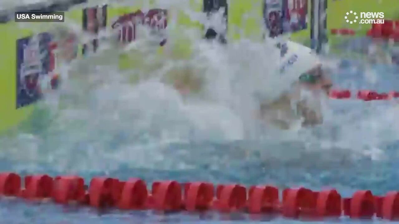 American swimming legend breaks world record