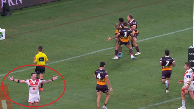 Jack Bird blows up after another try is conceded.