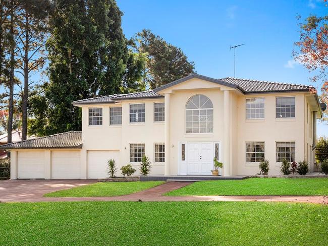 The Folaus’ 2ha Kenthurst estate is under contract.