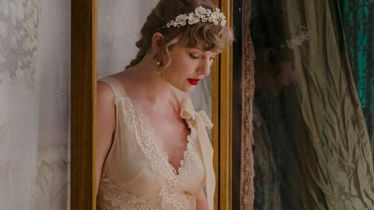 Taylor Swift has announced she is releasing her brand new album, evermore, the sister album to folklore, later today.