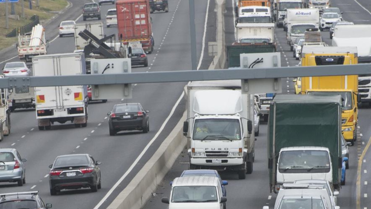 Melbourne traffic: Delays subside after serious crash on Princes ...