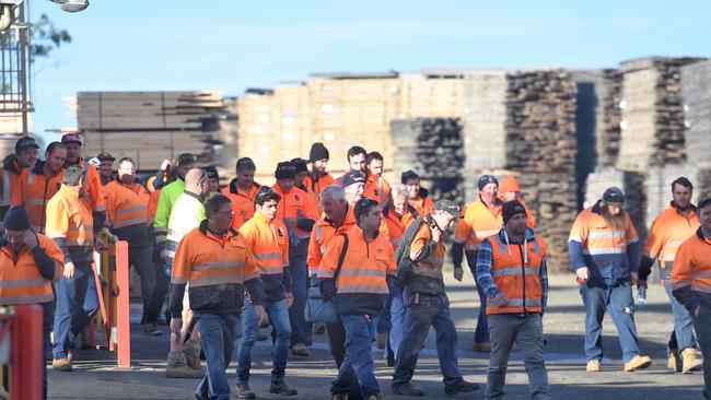 Heyfield timber workers are among 1100 who face losing their jobs as the Andrews Government refuses to table the science backing its phase out of native forest logging. Picture: Tony Gough