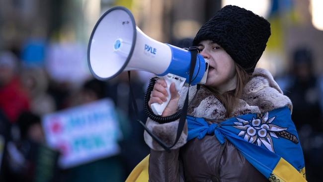 Demonstrators rally to show the Chicago to show support for Ukraine Photo: Scott Olson/Getty Images/AFP.