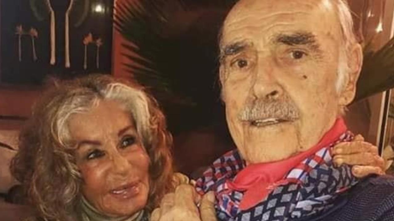 Sean Connery Dead Last Pictures Of Movie Legend In Public In The