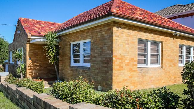 The Dover Heights house in Sydney’s eastern suburbs where Denise Govendir was murdered. Picture Craig Greenhill