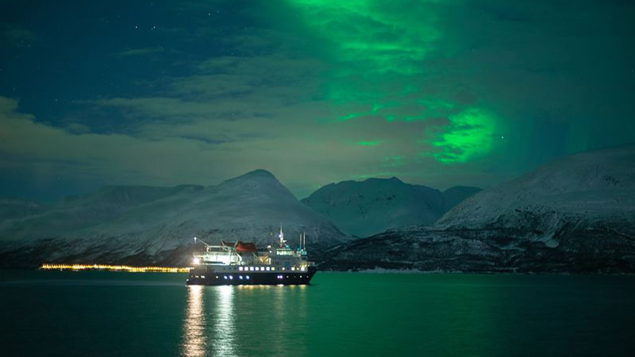 Tromso travel tips: How to chase the Northern Lights in Arctic Norway ...