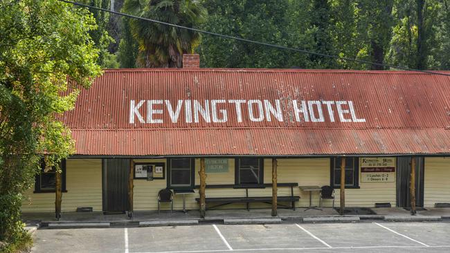 The earthquake caused windows at the historic Kevington Hotel to crack.