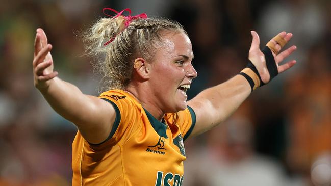 Heidi Dennis celebrates winning the Cup Final match between Australia and New Zealand on day three of the HSBC Perth SVNS in Perth. Picture: Paul Kane/Getty Images