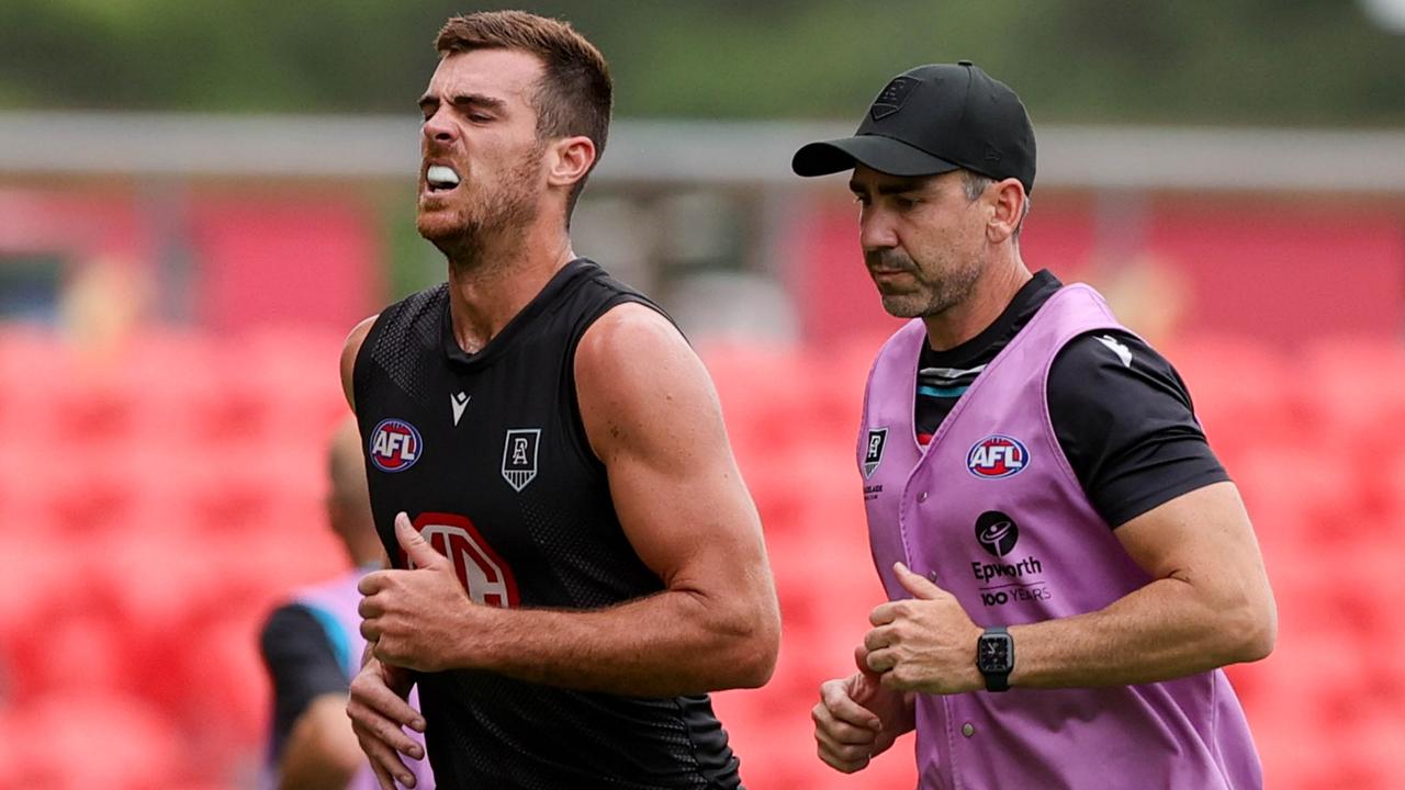 Scott Lycett left the ground in pain. Picture: AFL Photos/Getty Images