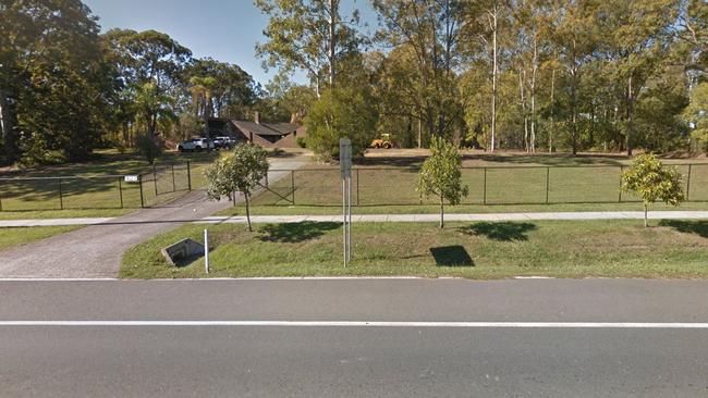 A development application has been lodged for 427 Beckett Rd and the adjoining block at 415 Beckett Rd, Bridgeman Downs. Image: Google Street View