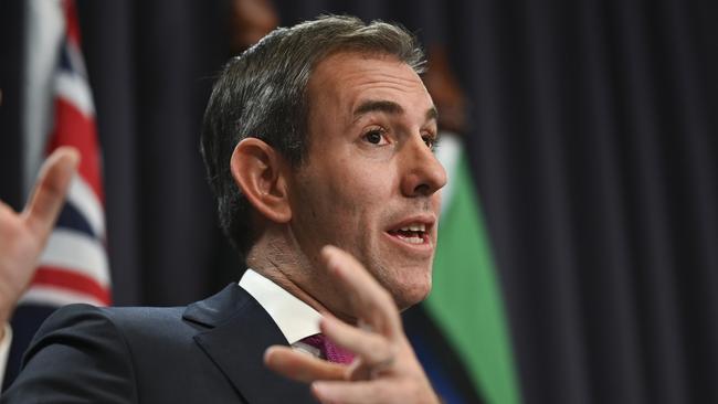 CANBERRA, AUSTRALIA, NewsWire Photos. SEPTEMBER 22, 2023: Treasurer Jim Chalmers and Finance Minister Katy Gallagher hold a press conference on the release of the Final Budget Outcome for 2022-23 at Parliament House in Canberra. Picture: NCA NewsWire / Martin Ollman