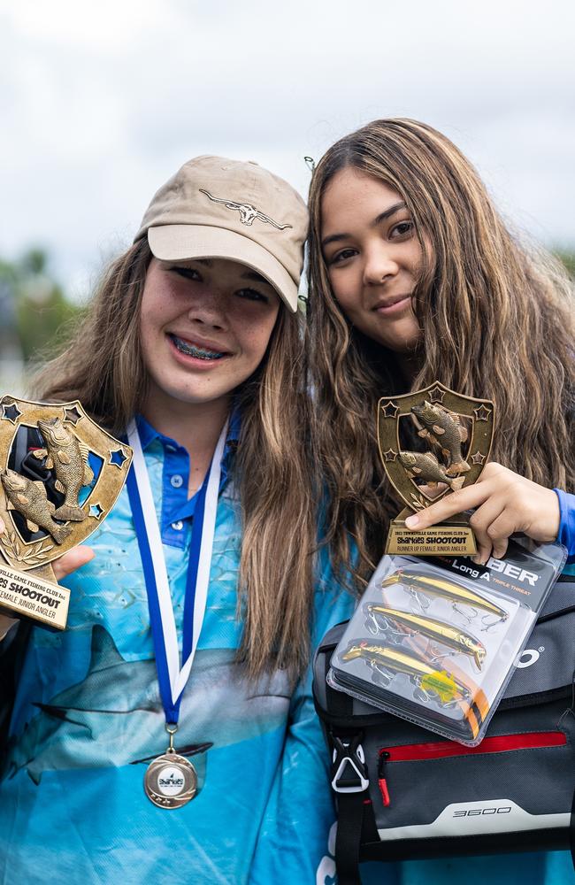 2023 Sharkies Shootout Champion Junior Angler Jaid Medill (16) and Runner Up Junior Angler Mia Labelak (15) show off their trophies