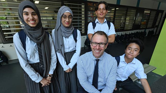 Wisdom College principal Damien Barry with students Mariam Herrmann, Hameedah Buksh, Yassin Shalaby, and Hai Tran. Picture: Lyndon Mechielsen