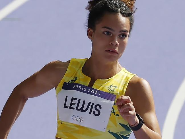 NCA. PARIS FRANCE. 2024 OLYMPIC GAMES. August 4 2024 -   Athletics at Stade de France.   Australian Torrie Lewis during her heat of the womens 200 mtr   . Pic: Michael Klein