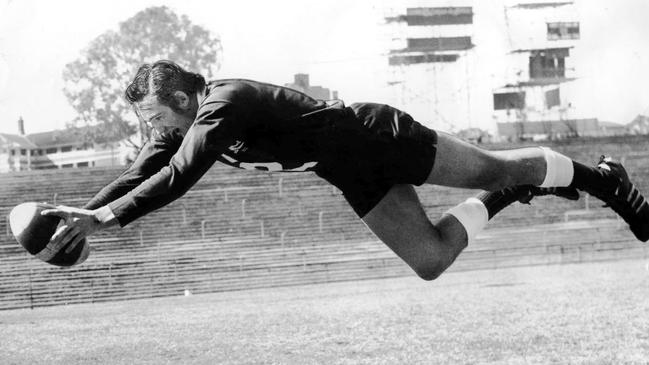 Wayne Bennett in full flight back in his playing days.